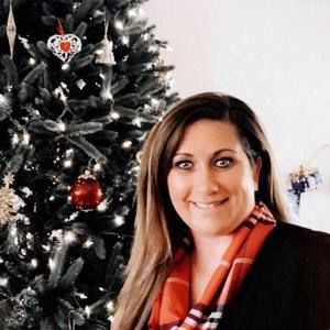 Meet your Posher, Holly